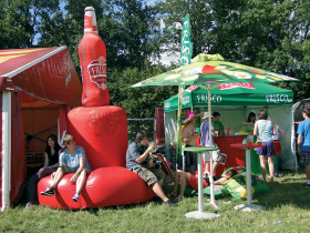 Untypical inflatable objects and tailor-made inflated advert