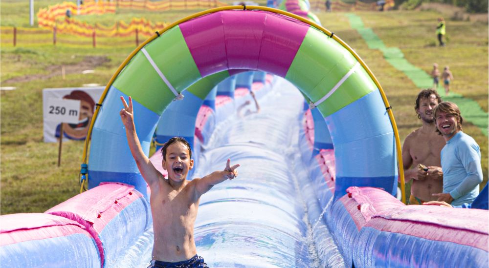 Inflatable slide